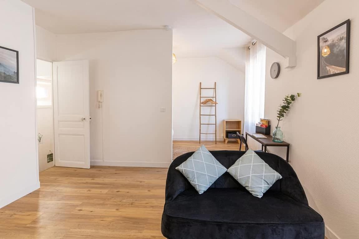 Coquelin - Joli Appartement Renove Rennes Bagian luar foto