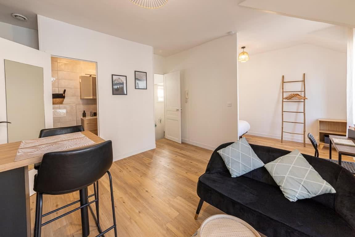 Coquelin - Joli Appartement Renove Rennes Bagian luar foto