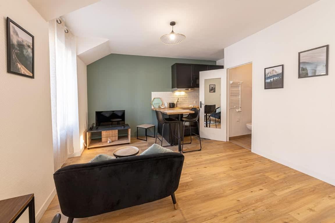 Coquelin - Joli Appartement Renove Rennes Bagian luar foto